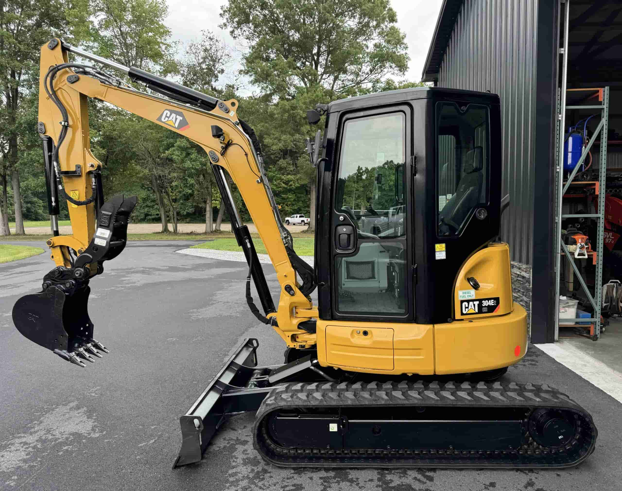 2019 CAT 304E2
